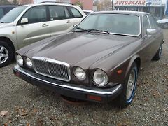 Jaguar XJ (1984) 12 - fotografie inzerátu