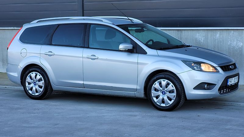 Ford Focus 2,0i LPG do 2032 - fotka 9 z 20