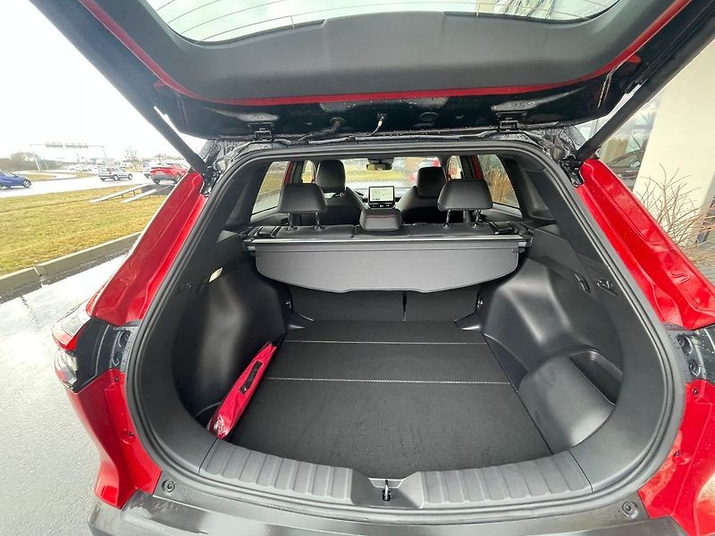 Toyota Corolla Cross 2.0 Hybrid FWD GR SPORT - fotka 23 z 29