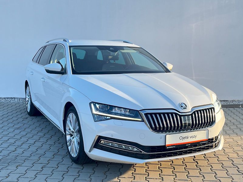 Škoda Superb (2023) L&K 2.0TDi 4x4 147kW 7°automat - fotka 7 z 31