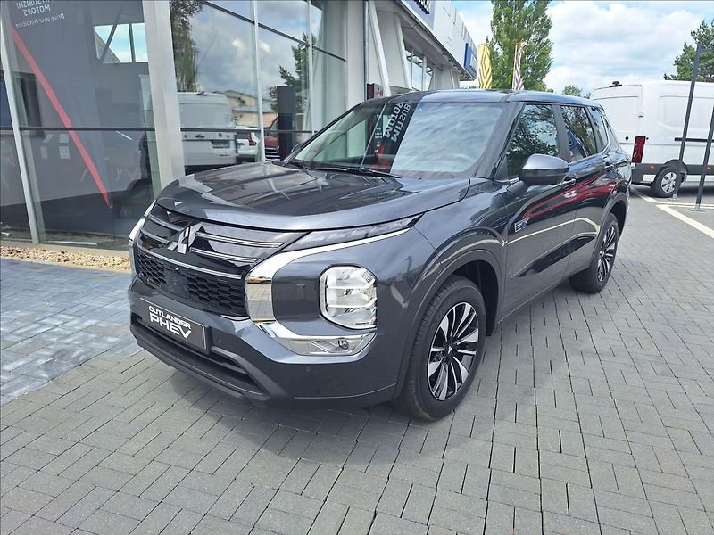 Mitsubishi Outlander (2026) 2,4 L 4x4  PHEV INVITE - fotka 2 z 16