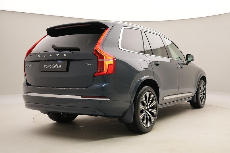 Volvo XC90 B5 AWD PLUS BRIGHT AUT CZ - fotka 13 z 58