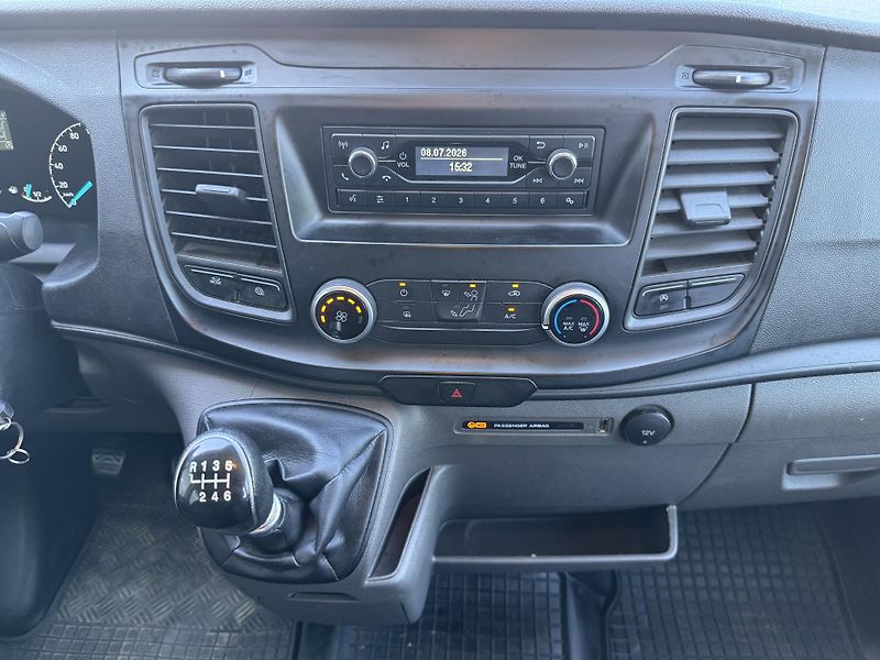 Ford Transit (2022) 2,0TDCi KLIMA 7.MÍST - fotka 14 z 24