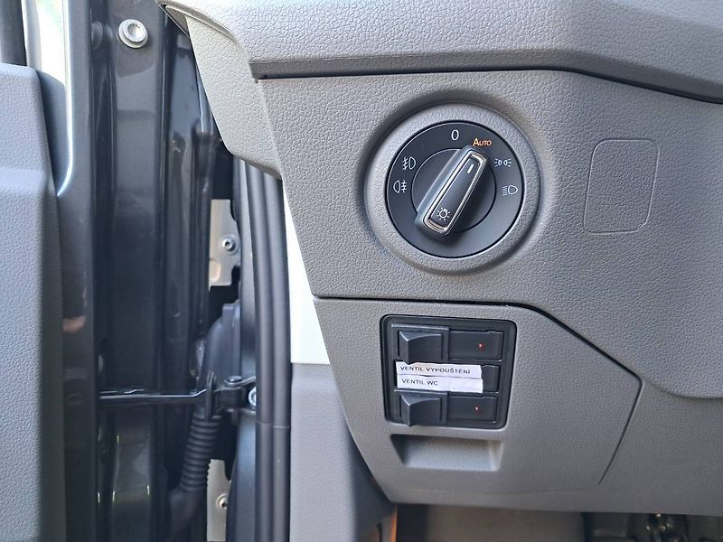 Volkswagen Crafter (2021) 35 2.0 TDI / 130 kW 8st.Automa - fotka 15 z 26