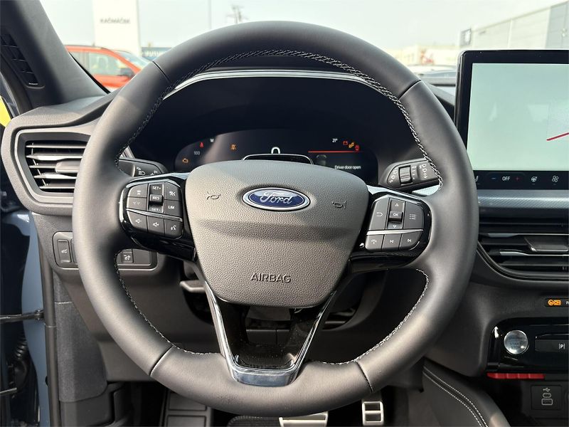 Ford Kuga (2026) Bluecruise Edition, 5dveřová, - fotka 14 z 19