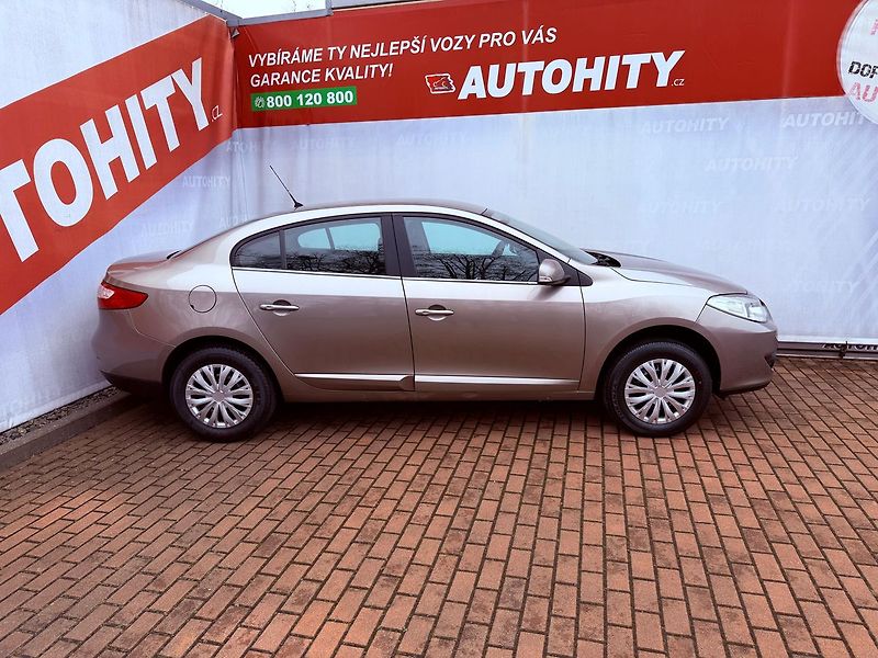 Renault Fluence 1.6 16V, ČR - fotka 5 z 20