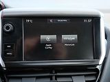 Peugeot 2008 (2016) 1.6 HDi, ČR, GT Line - náhled 17