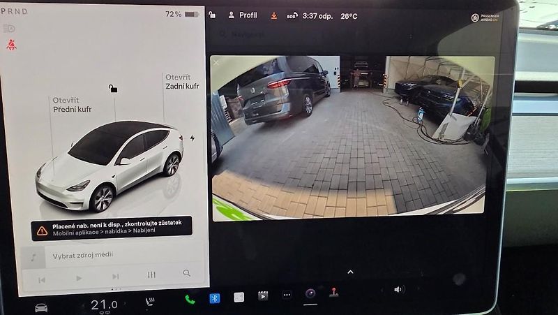 Tesla Model Y (2023) Long Range AWD DE SoH 90.2% - fotka 32 z 39