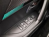 Peugeot 2008 (2023) Allure 1.2 PureTech - náhled 15