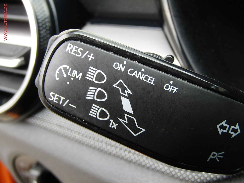 Škoda Fabia (2023) 1.0 MPi, 1.maj,ČR, LED, AC - fotka 12 z 20