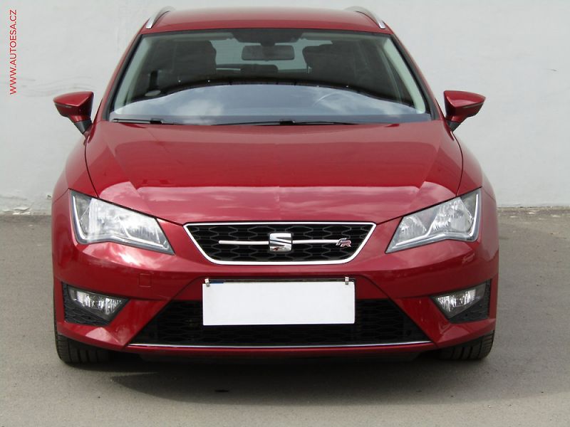 Seat Leon (2015) 2.0 TDi, FR - fotka 2 z 3
