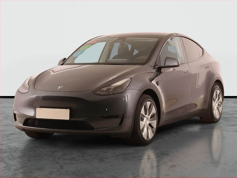 Tesla Model Y (2022) Long Range AWD 79kWh, SoH 92% - fotka 2 z 33