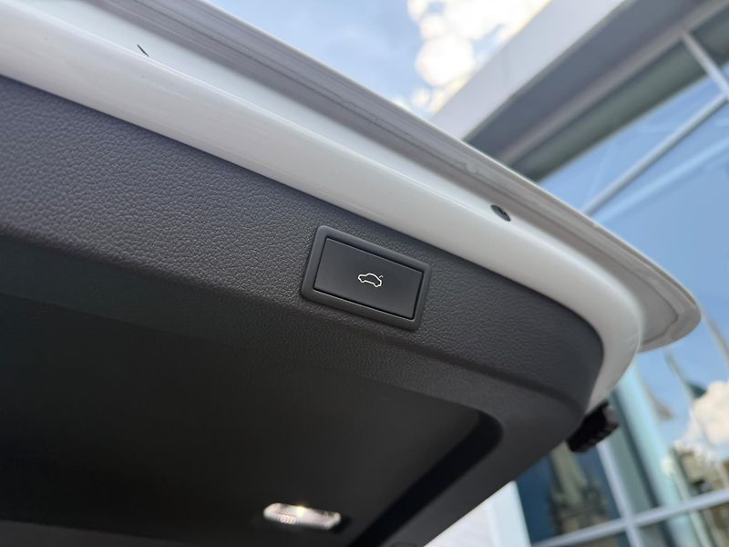 Škoda Superb Style 2.0 TDI 147kw DSG 4x4 Co - fotka 24 z 24