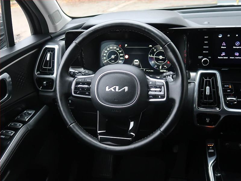 Kia Sorento (2022) 2.2 CRDi - fotka 16 z 31