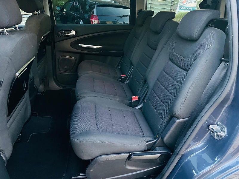 Ford Galaxy 2.0TDCi MAN 7MÍST KAMERA TAŽNÉ - fotka 31 z 45