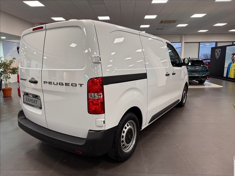 Peugeot Expert (2025) 2,2 FURGON L2 BHDi 150 S&S M6 - fotka 5 z 7