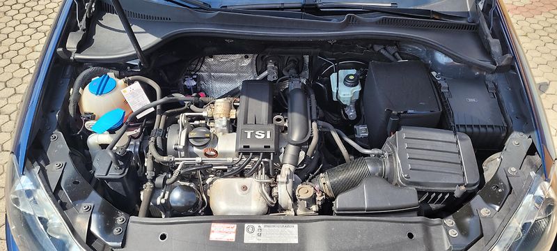Volkswagen Golf (2012) 1,2TSi 77kW benzín „STYLE“ - fotka 31 z 32