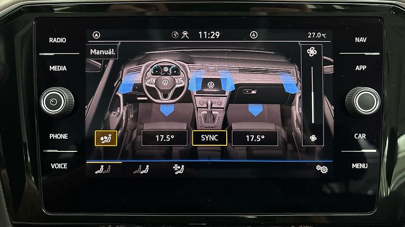 Volkswagen Passat 2.0 TDI DSG Elegance Variant - fotka 25 z 26