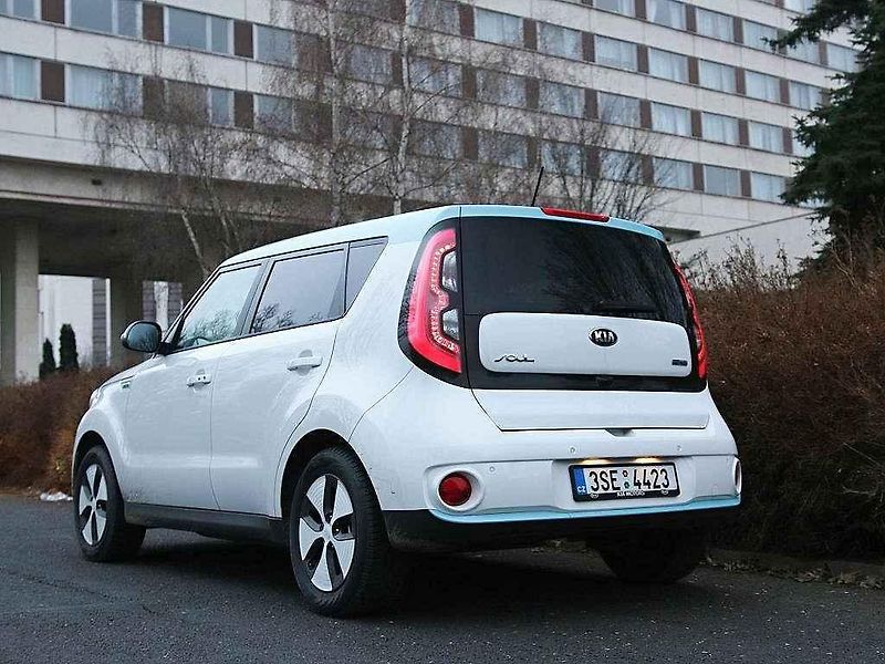 Volkswagen e-up!.