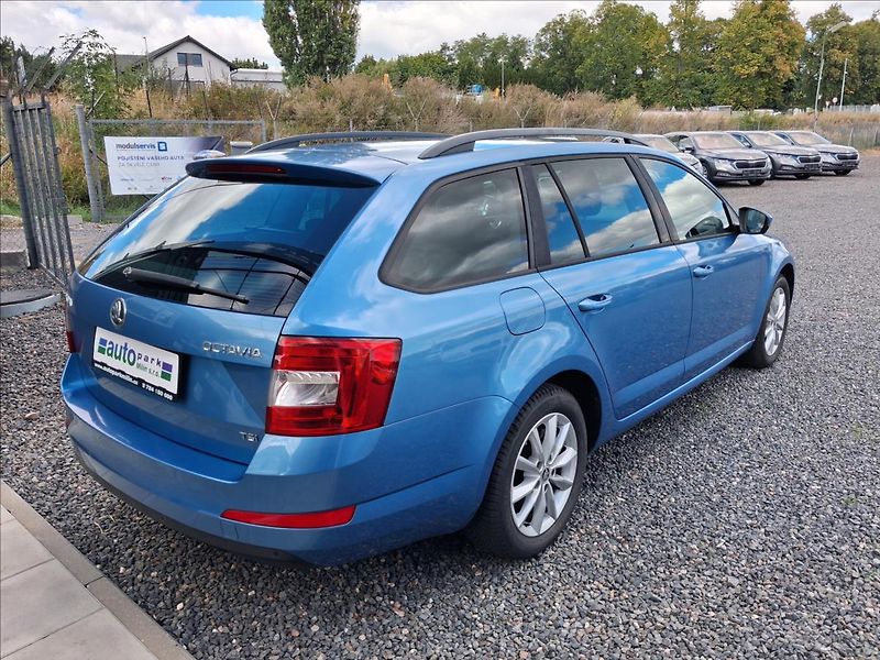 Škoda Octavia 1,2 1.2TSi - fotka 7 z 14
