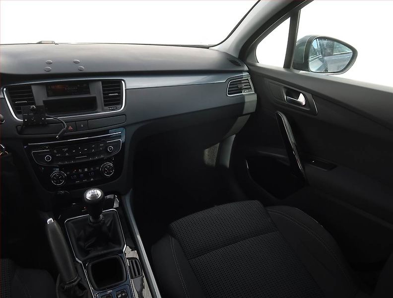 Peugeot 508 (2014) 2.0 HDi, Serv.kniha, Tempomat - fotka 8 z 18