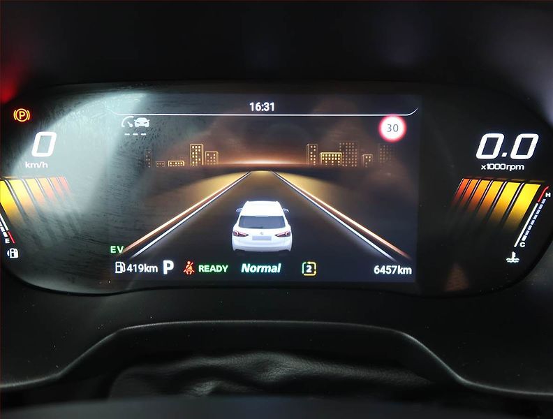 MG ZS (2025) Exclusive Hybrid+ - fotka 11 z 22