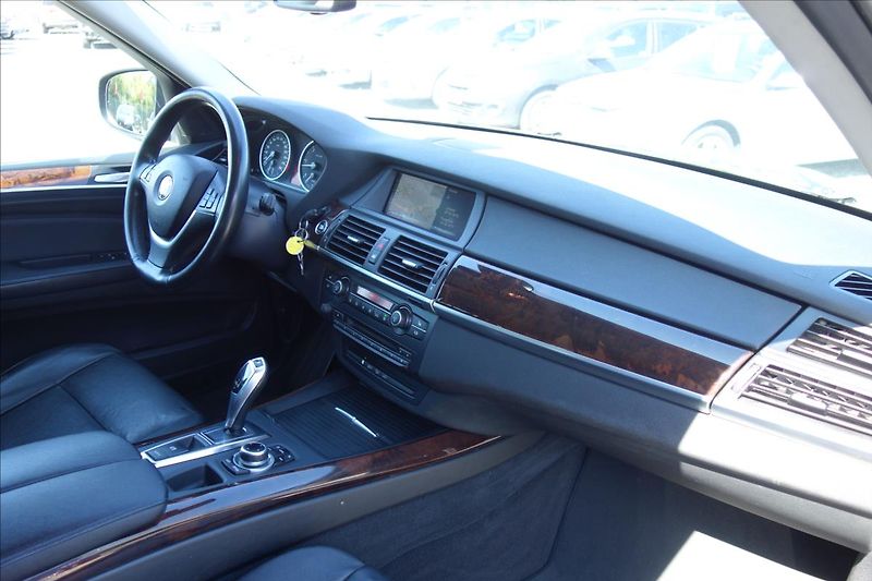 BMW X5 40d 225KW,xDRIVE,NAVIGACE. - fotka 12 z 37
