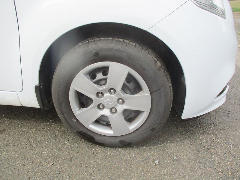 Kia Venga 1.6i 91kW AUTOMAT*NAVI*VÝHŘEV - fotka 29 z 50