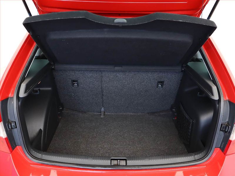 Škoda Rapid (2015) Spaceback 1.4 TDI, Serv.kniha - fotka 11 z 15