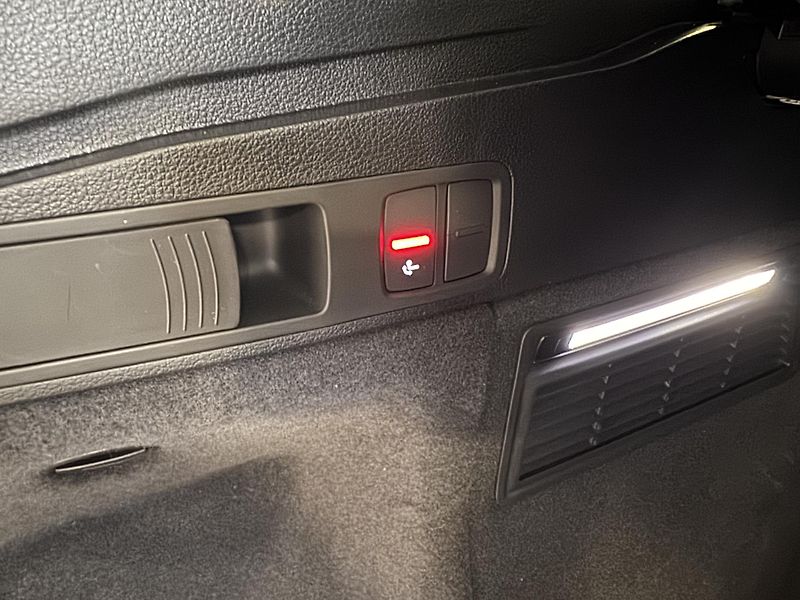Audi Q5 (2023) 40TFSI 4x4 Advanced Tažné LED  - fotka 20 z 42