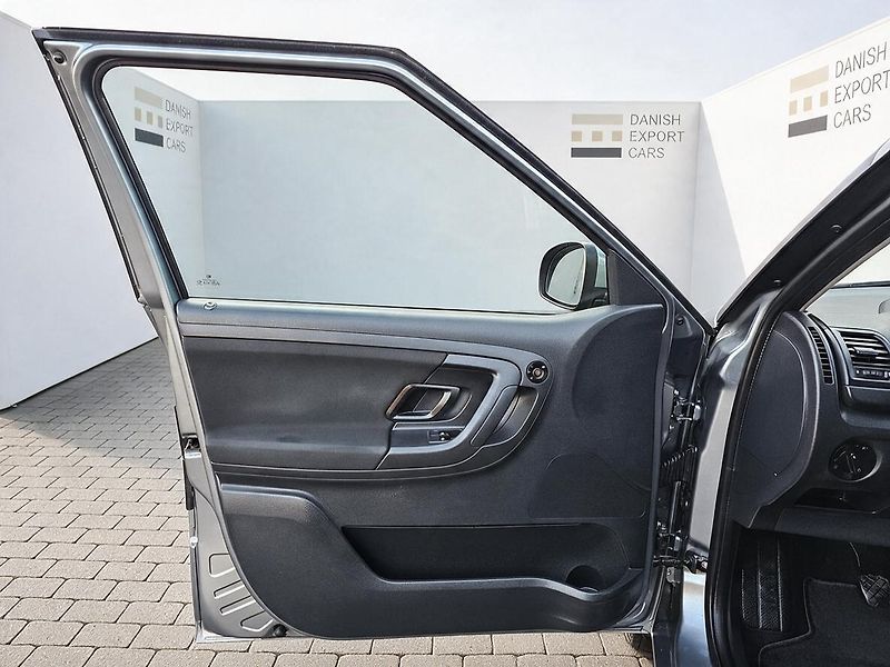 Škoda Fabia 1.2 TSI 63kW AMBITION,TEMPOMAT - fotka 10 z 32