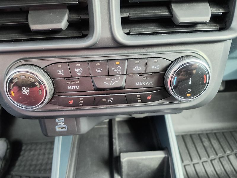 Ford Maverick 2.5 Full Hybrid eCVT/TAŽNÉ/LED - fotka 53 z 69