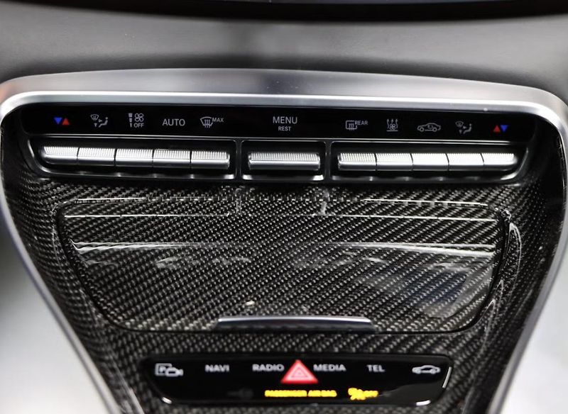 Mercedes-Benz AMG GT 63 S 4M HuD Pano. 360k Matrix - fotka 14 z 28