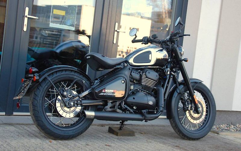 Jawa 350 Chopper (2026) 350 CL Bobber - fotka 3 z 25