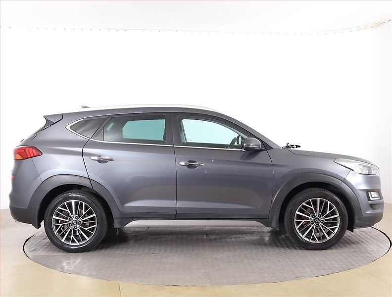 Hyundai Tucson (2019) 1.6 T-GDI, 4X4, Automat, Navi - fotka 6 z 19