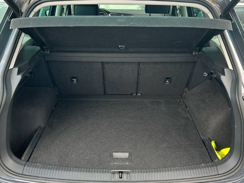 Volkswagen Tiguan (2020) 1.5 TSI Life - fotka 16 z 32