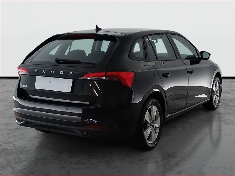Škoda Scala (2025) Selection 1.0 TSI - fotka 5 z 17