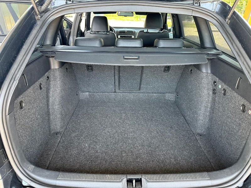 Škoda Octavia (2011) 2.0TSi RS NAVI, GARANCE KM - fotka 15 z 15