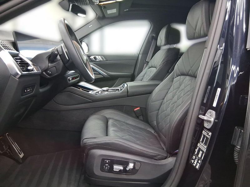 BMW X6 xDrive40i M-Sport Pro DAPro Ve - fotka 7 z 13
