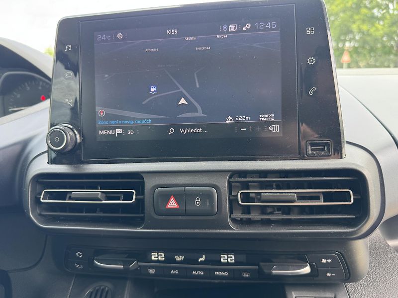 Peugeot Rifter (2022) 1,2 Aut. Allure Pack 7.Míst L2 - fotka 10 z 13