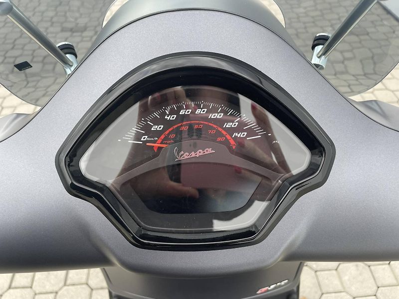 Vespa (2025) GTS 310 Super Sport EU5+ - fotka 9 z 11