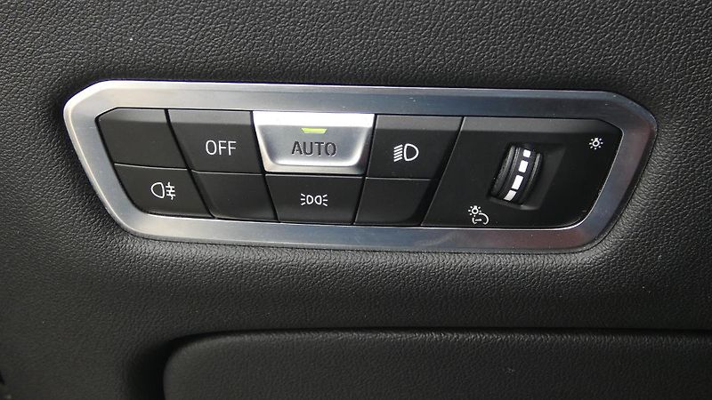 BMW X5 40d xDrive M Sport - fotka 10 z 25