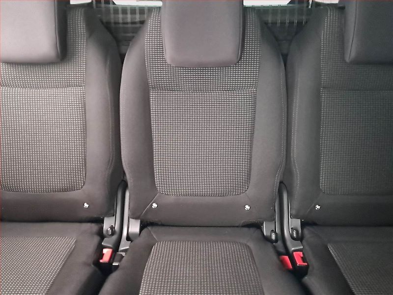 Peugeot 5008 (2011) 2.0 HDI, Tempomat - fotka 10 z 15