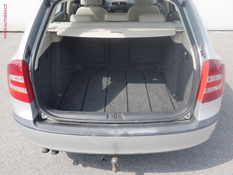 Škoda Octavia (2006) 2.0 TDi, STK3/28 - fotka 7 z 13
