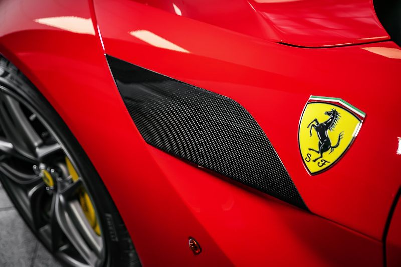Ferrari F12 Berlinetta ZÁRUKA/KARBON/LIFT/KAMERA - fotka 10 z 25