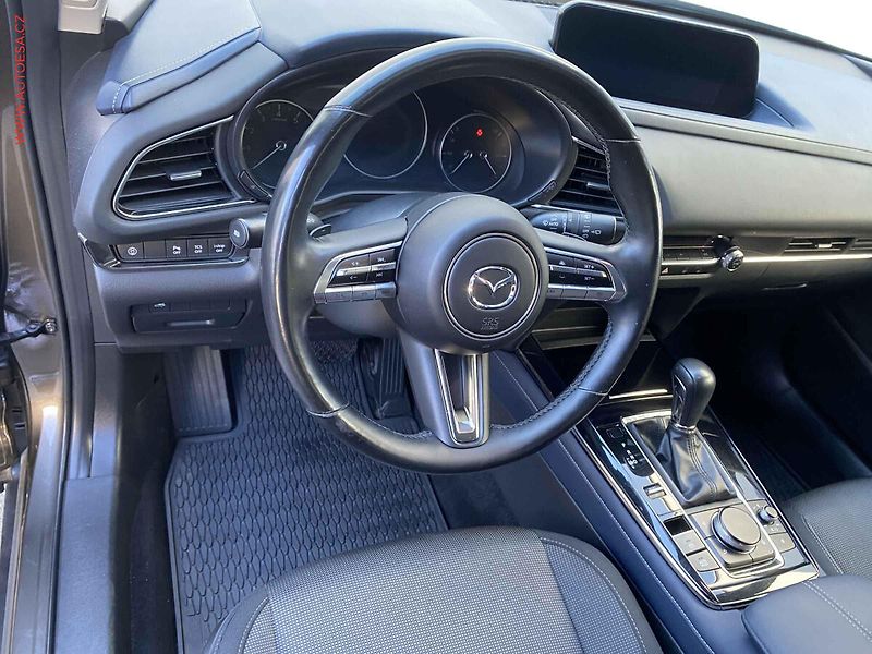 Mazda CX-30 (2020) 2.0i Skyactive, 1.maj,ČR, AT - fotka 12 z 18