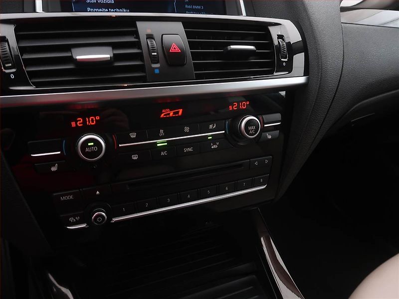BMW X3 (2017) xDrive30d, 4X4, Automat - fotka 16 z 18