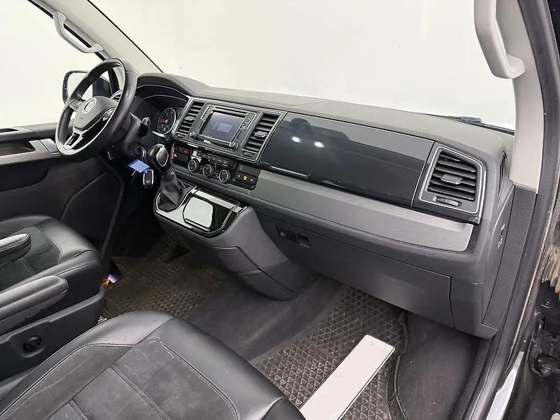 Volkswagen Multivan 2.0TDI 150kW DSG 4x4 Long TZ - fotka 4 z 14