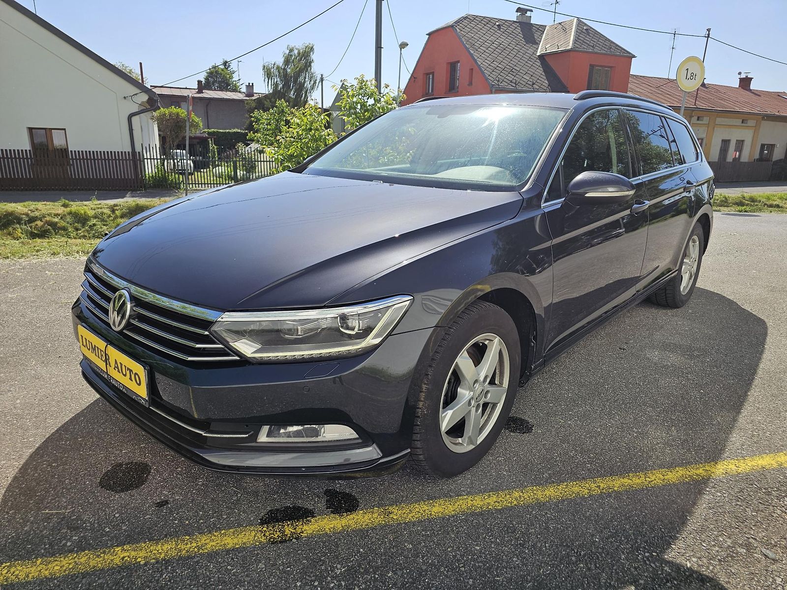 Volkswagen Passat Variant 1.6TDI  TAŽNÉ, FULL LED