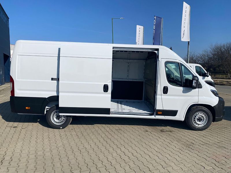 Peugeot Boxer Furgon 4350 L4H2 BlueHDi 180k  - fotka 10 z 19